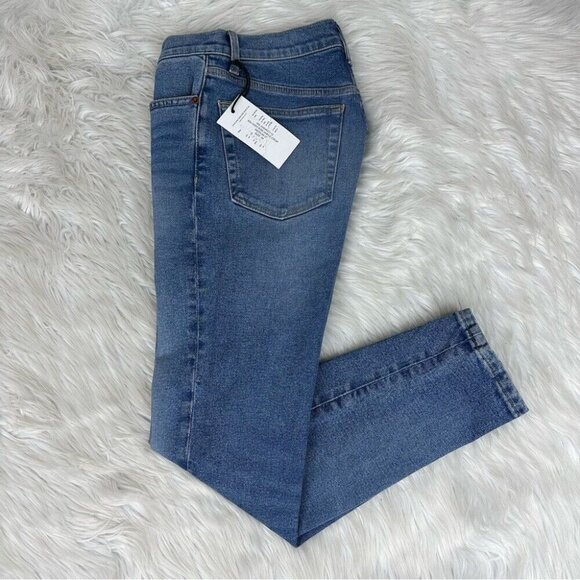 Re/Done Women's NWT 90s High Rise Ankle Crop Regal Dark Crystal Jeans W26-27/L27 - Picture 2 of 11